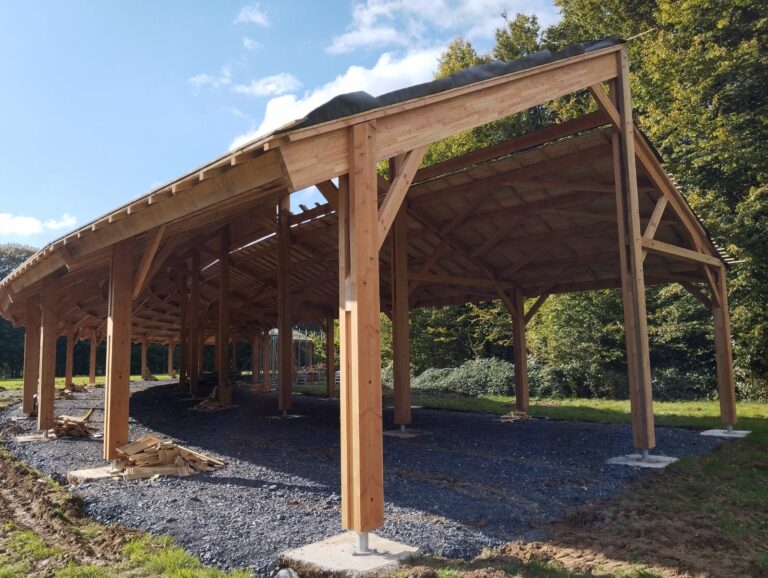 Bâtiment agricole en Douglas des Hauts de France (vue 8)