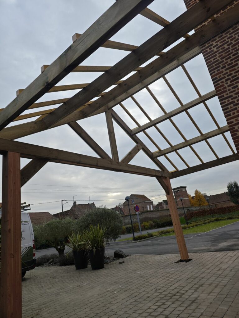 Transformation d'un bâtiment en salle de mariage (vue 6)